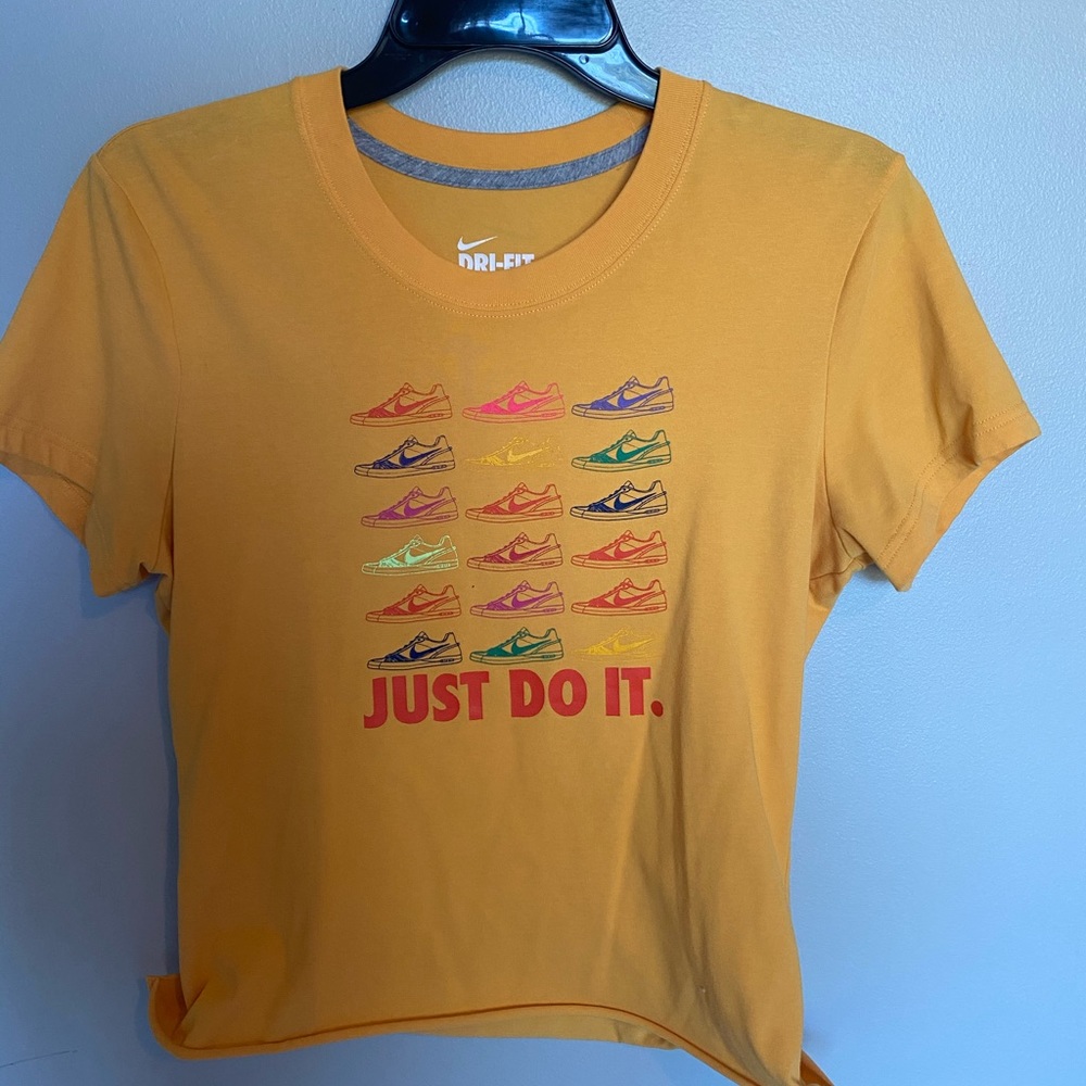 Nike shirt cut. VINTAGE